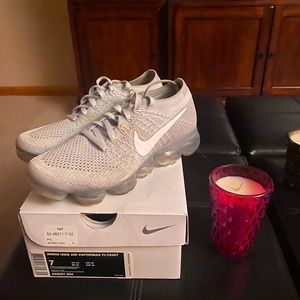 Nike Air Women’s Vapormax Flyknit Sneaker